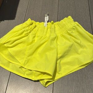 Lululemon hottie hot size 4 
Neon yellow shorts